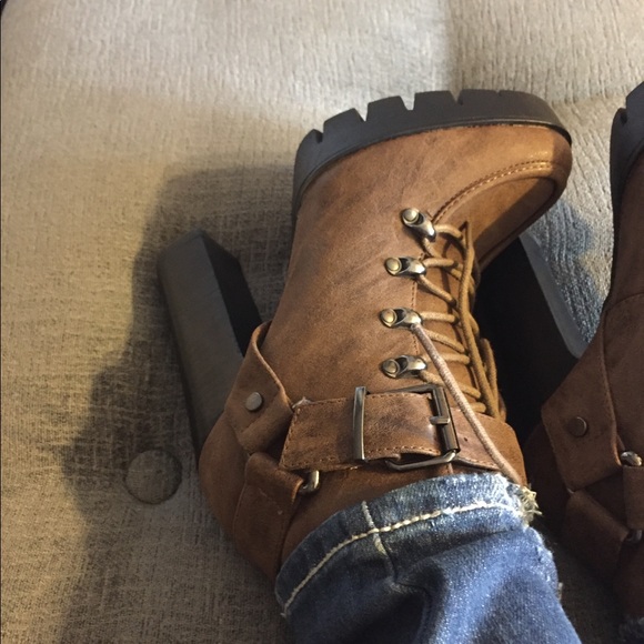 Platform women booties - Picture 5 of 6